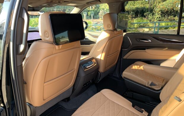 Cadillac Escalade ESV - Image 2